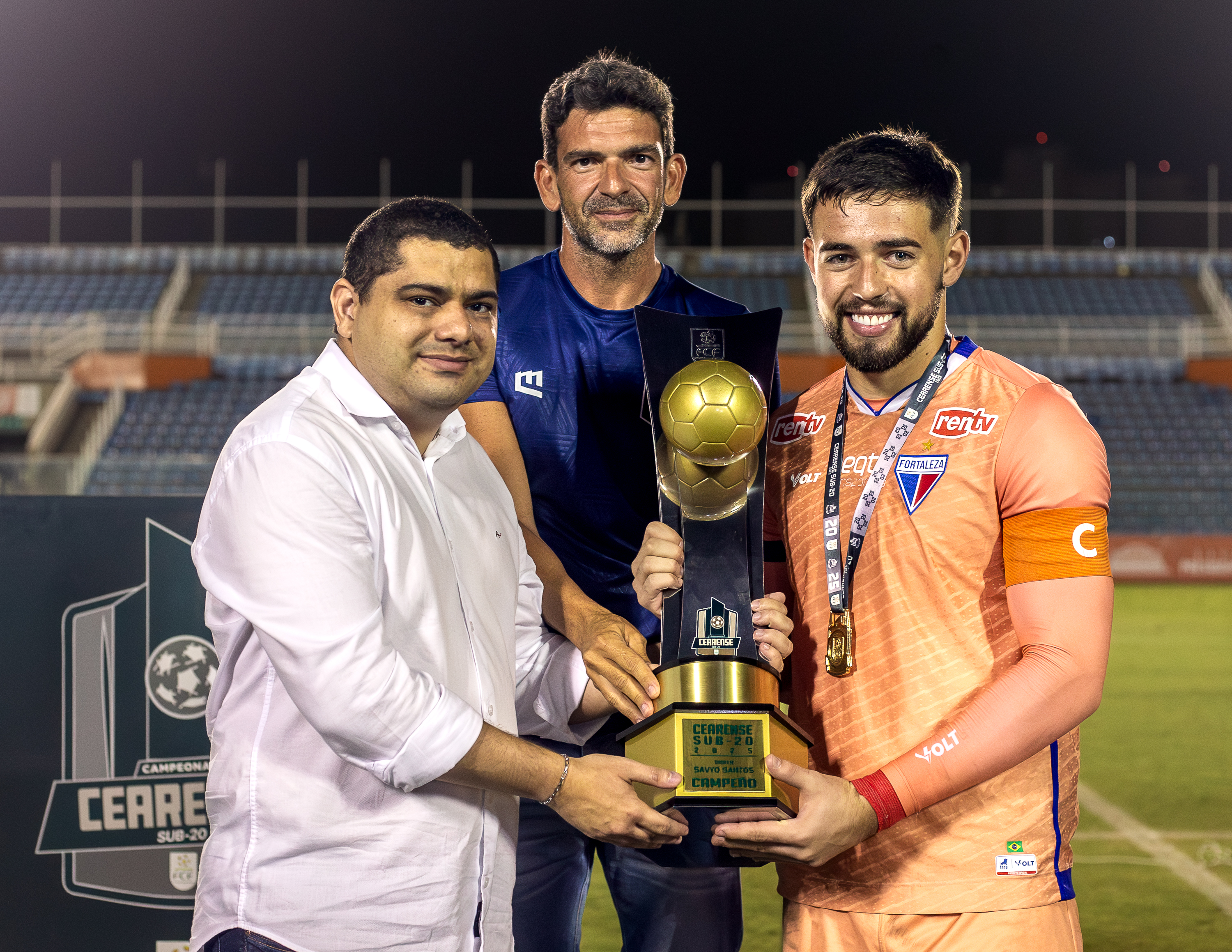 Mauro neto e savyo